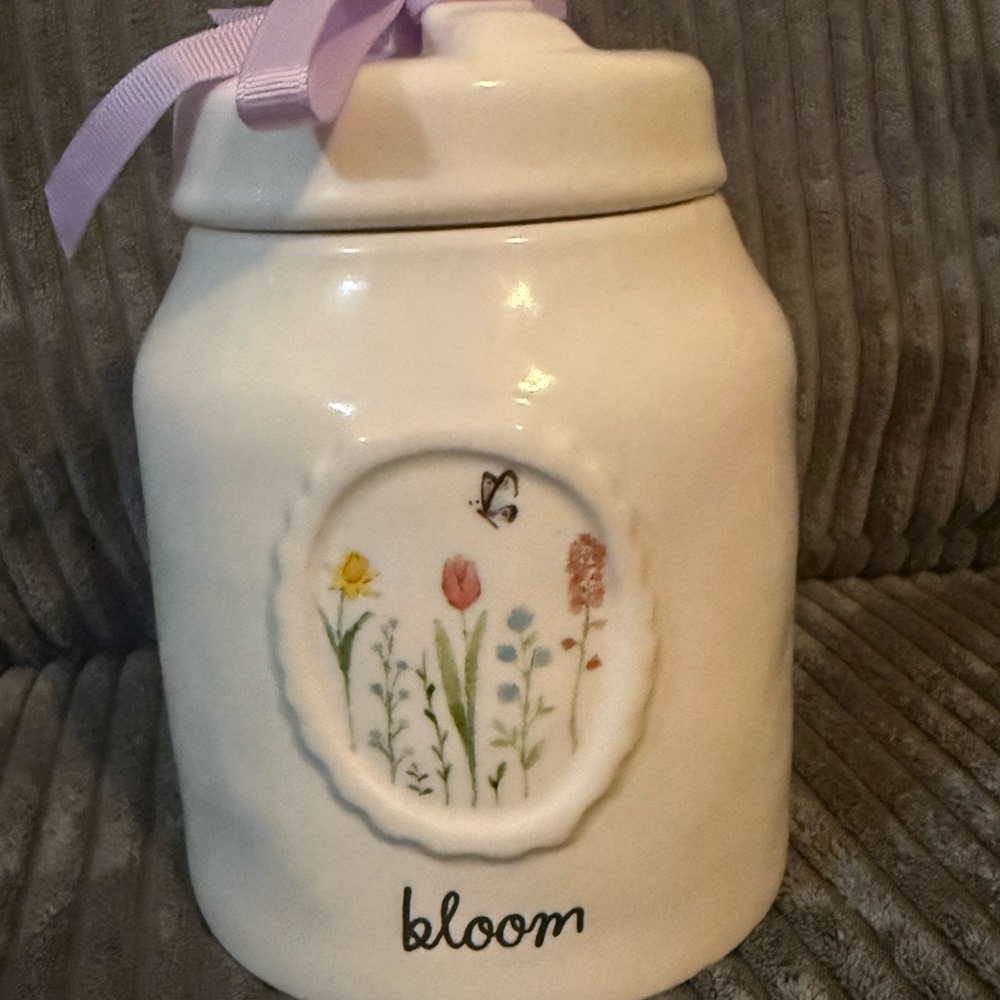 Rae Dunn White Ceramic Jar with Floral Pattern- BLOOM- NWT